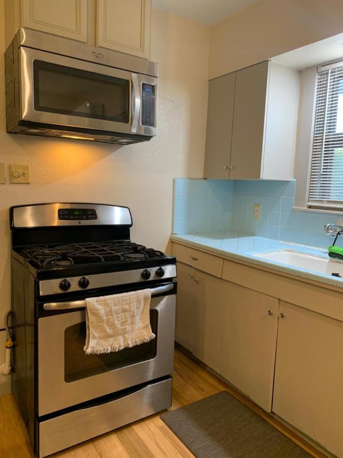 125-#4 Downtown Cozy Upstairs One Bedroom Apt San Antonio Buitenkant foto